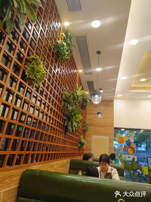 佰搭果·广式茶餐厅(西华路店)图片