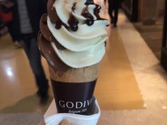 双拼冰淇淋-GODIVA(万象城店)