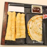 超满足早餐之王，豆浆+油条+饭团+蛋饼，竟然只花了 22R?