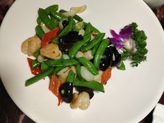 -红山红餐厅(宏源大厦店)