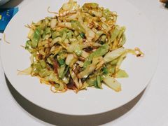炝炒圆白菜粉丝-旺顺阁鱼头泡饼(常营店)