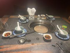 -大匠工房古船木艺术餐厅·猪肚鸡专门店(长白仙岛店)