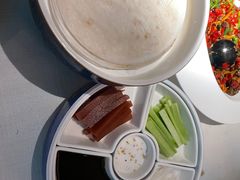 精品烤鸭-悦江(梅奔中心店)