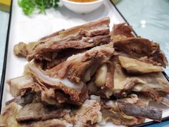 手抓羊肉-聪英餐厅