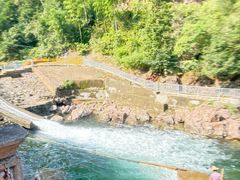 -安吉龙王山峡谷漂流