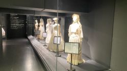 -Mu慕婚纱摄影·超级工作室