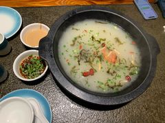 -景明轩•养生酸汤鱼火锅 云贵鲜菌 现舂野果酸汤(王寨小区店)