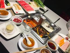 -海底捞火锅(新松江路店)