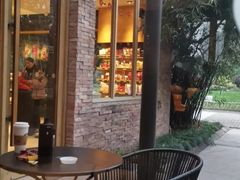 露天位-星巴克(人民公园店)
