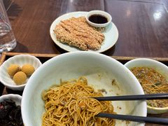 -蟹上黄·蟹黄面·江南糖水(人民广场店)