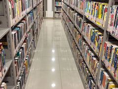 -上海市静安区图书馆(新闸路馆)