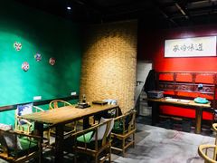 -八月美食小馆(银泰城总店)