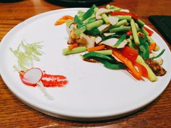 芦笋菌菇-敏珠拉姆藏餐·南京厨房(富春江东街店)