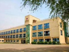 -红栌温泉山庄生态美食餐厅