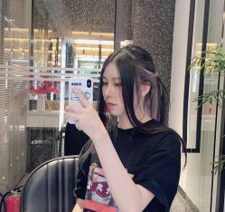-丝语萱形象