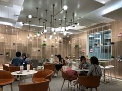 大堂-奈雪的茶(市百一店)
