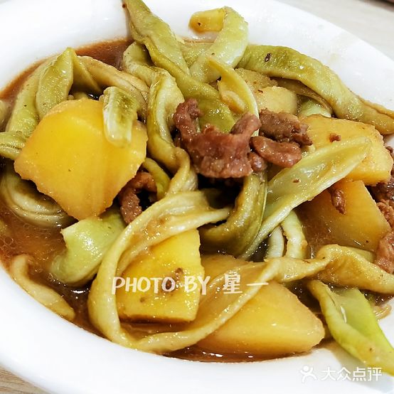 刘记溢碗炖快餐(胜利路店)