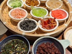 -包整·丝娃娃(一览甲秀楼风景店)