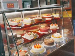 面包甜点陈列柜-新侨三宝乐面包店(崇文门店)