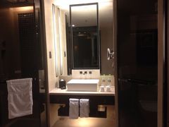 三亚湾海居铂尔曼度假酒店-三亚湾海居铂尔曼度假酒店