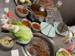 -金滏山烤肉·海鲜·火锅自助餐厅(襄阳万达店)