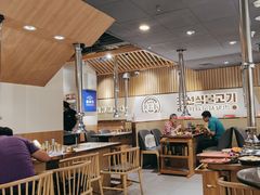 -金会长自助海鲜·烤肉(人民广场店)