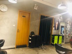 -时尚殿堂明星门店