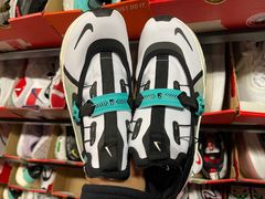 -NIKE上海青浦优选体验店