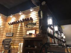 -房角石咖啡与书(吉大南校店)