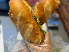 -Bánh Mì Huynh Hoa