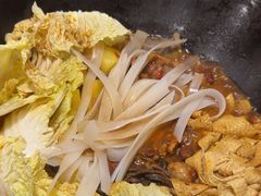 -万里闯关东铁锅炖菜馆(高新旗舰店)
