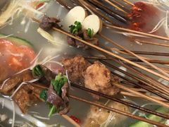 -何氏串串香火锅(翠亨店)