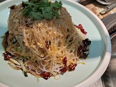 -锅老头海鲜铁锅炖