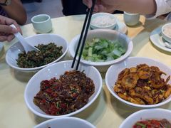 -笨罗卜浏阳菜馆(龙华鹏润达店)
