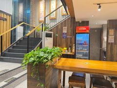 -呷佬·长沙手工米粉(金沙江路店)