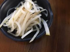 -丽虹云南过桥米线(兴工街店)