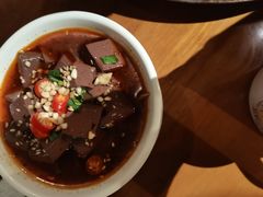 -炉小二铜锅牛蛙•川湘菜(三里屯店)
