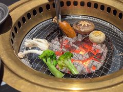 -山川小町·极番烧肉(新地假日广场店)
