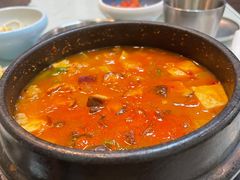 -益百岁牛尾汤(香山路店)