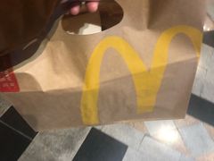 -麦当劳(世界城广场店)