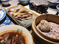 天王烤鸭包-南京大牌档(济南万象城店)