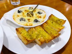 法式奶酪焗蜗牛-LUCCA卢卡西班牙海鲜饭(远洋广场店)