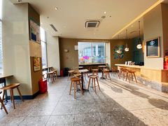 用餐区-星巴克(大连瓦房店世纪广场店)