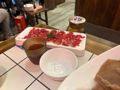 -热火朝天鲜切牛肉火锅(南强街巷店)