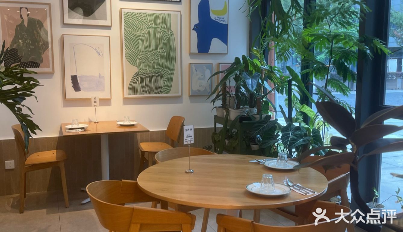 花园里的咖啡店☕️