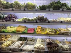 -万记麻辣烫国展总店
