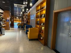 -缦咖电竞酒店(北京鸟巢红军营地铁站店)