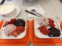 雪山草莓-满记甜品(王府井北京市百货大楼店)