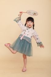 -小熊维尼高端儿童摄影(宝安旗舰店)
