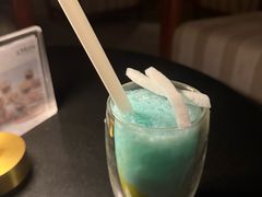 -亚龙湾喜来登·美景台大堂吧